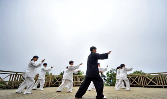 帕金森病不再是不治之？牢记这四个彩神秘诀自我调理有妙招速来(图2)